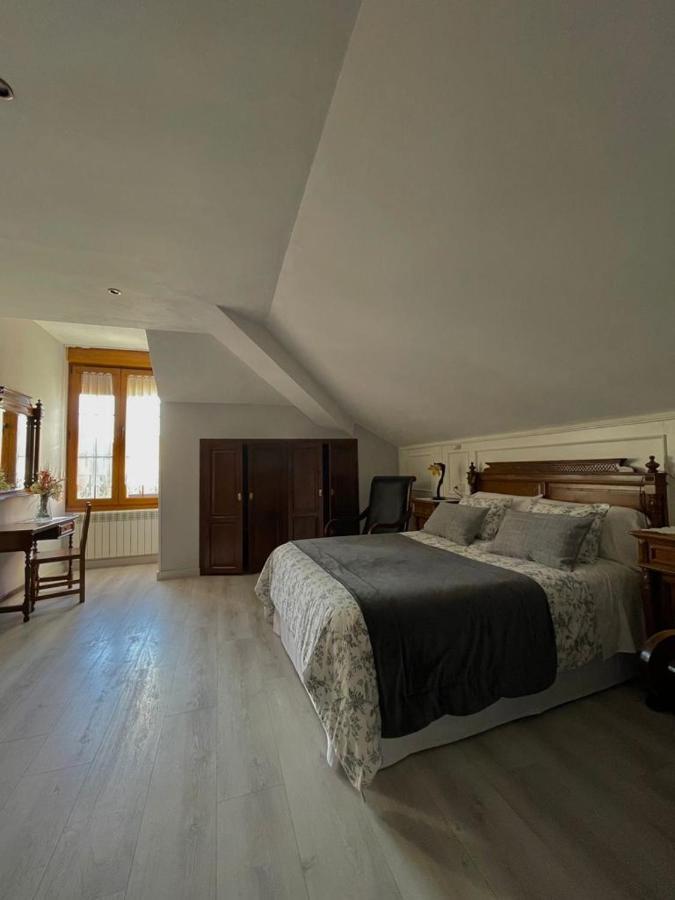 Hotel Rural El Torrejon Аренас-де-Кабралес Экстерьер фото